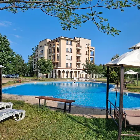 Issa Lighthouse Apartament