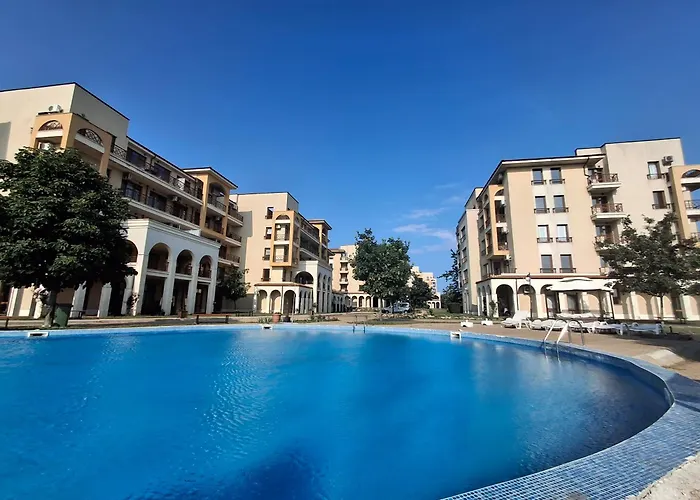 Appartement Issa Lighthouse Baltsjik